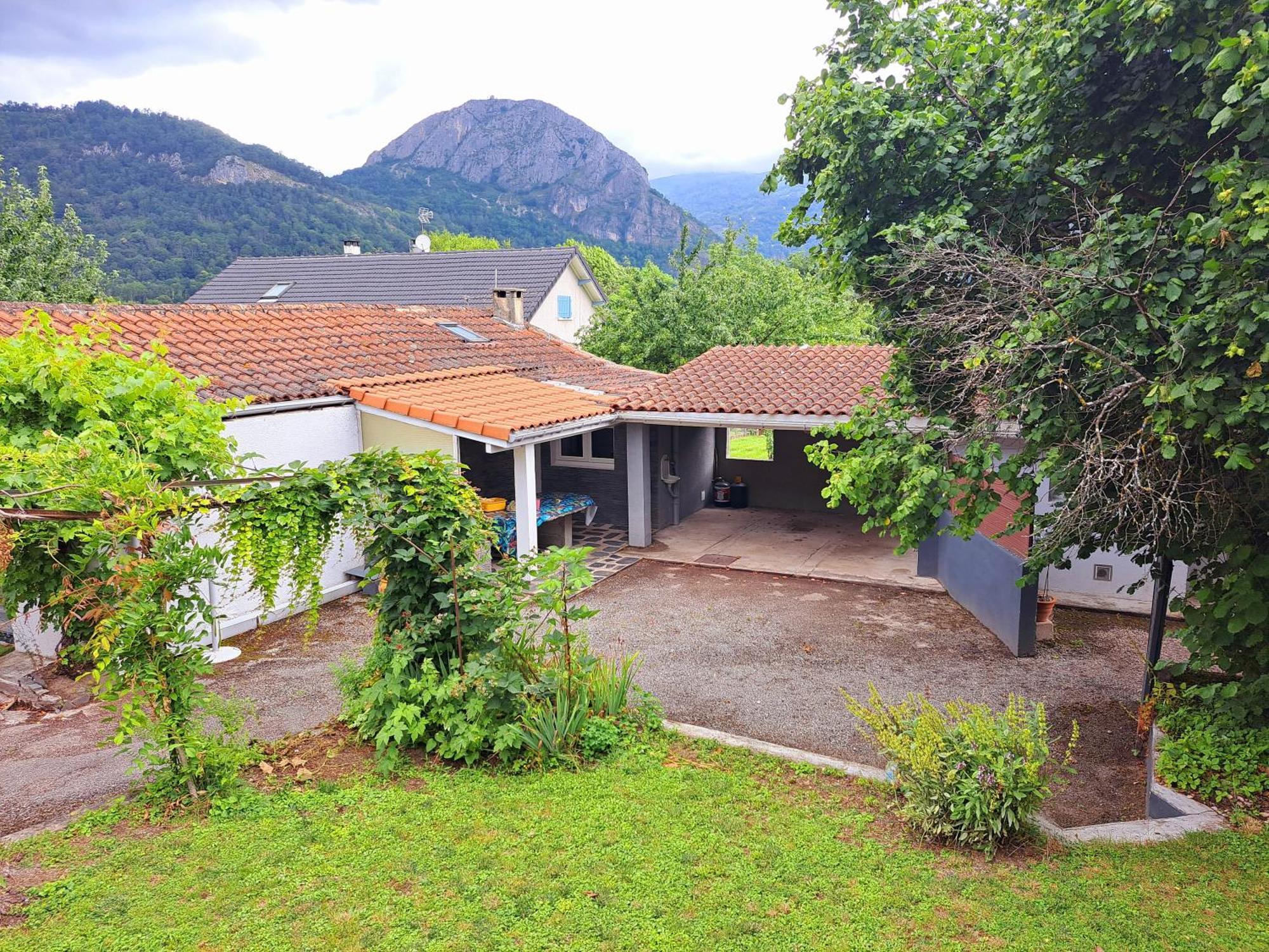 Gites Le Clos Des Pradals- Montagne & Nature A Banat Tarascon Ariege Bagian luar foto